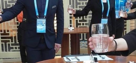 目光交匯處 雁棲島主會場特邀禮儀培訓(xùn)師路佳的影像藝術(shù)